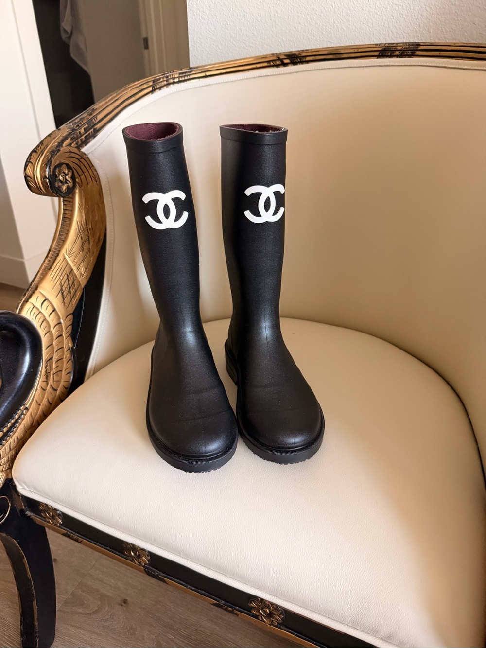 Chanel Knee Boot with Burgundy Interior - Picture 4 of 7